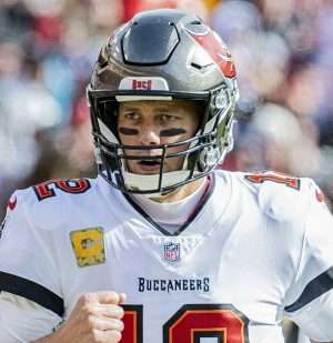 Tampa Bay Bucs remain favored for the NFC South