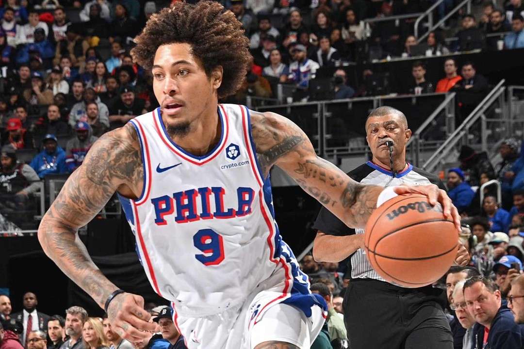 Kelly Oubre to miss time after being hit by a car