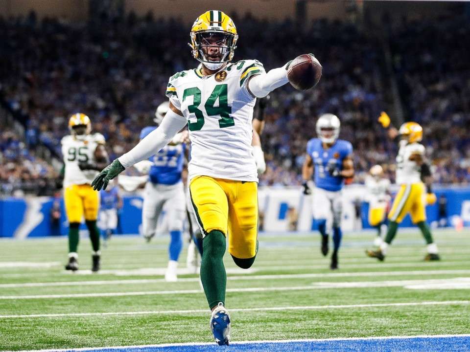 Packers beat Lions on first Thanksgiving game